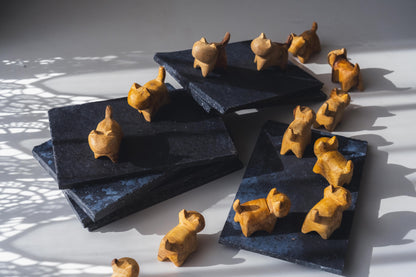 パロサンキャット　パロサント木彫りの猫